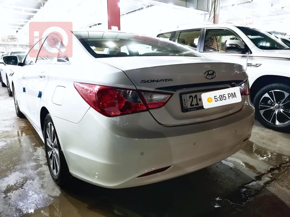هیوندای سۆناتا